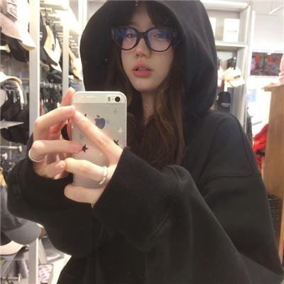 辣妹与恐龙